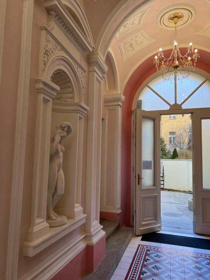Angeloroma Deluxe Apartment Prague Exterior photo
